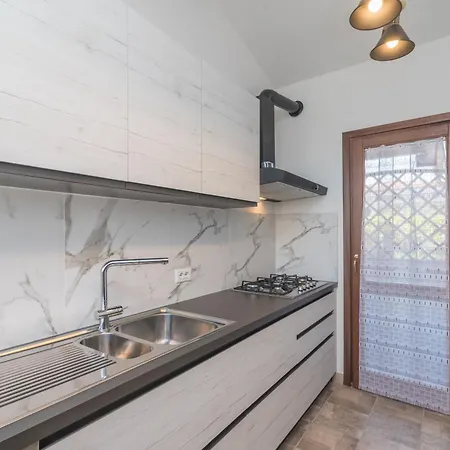 - Aliterno V5 Apartmán Olbia