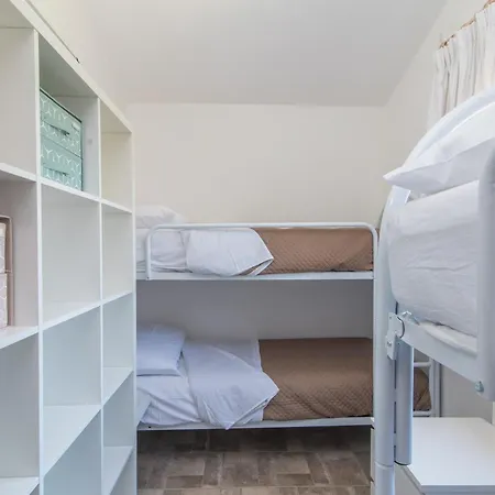 Apartmán - Aliterno V5 *